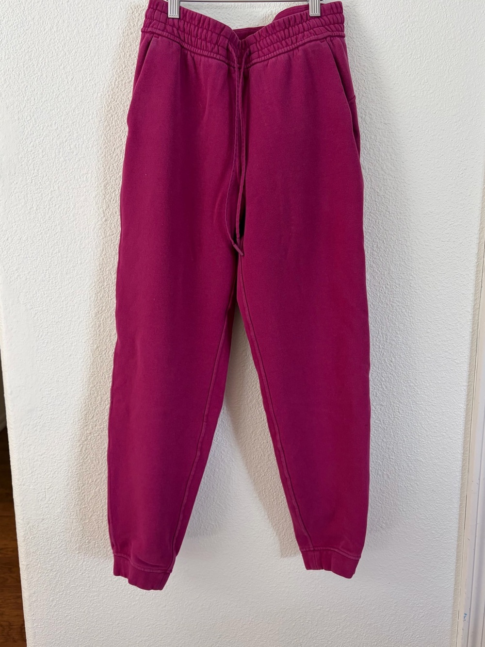 Lululemon high rise scuba sweatpants size 6